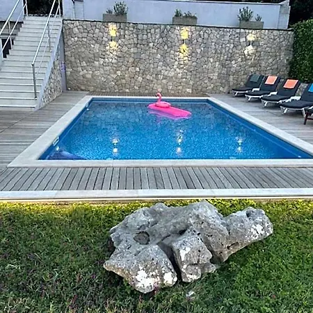 Oasis Cypress Hotel 3*